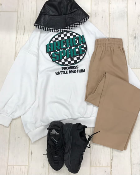 INGNI(イング) Backチェッカーサークルロゴスウェット/チュニックトップス オフホワイト