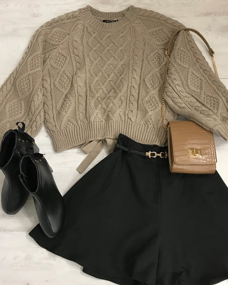 【福袋優待権対象】バックリボンニット＋ベルト付キュロットパンツ／SET