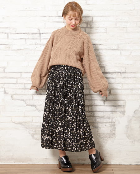 花柄プリーツ／スカート