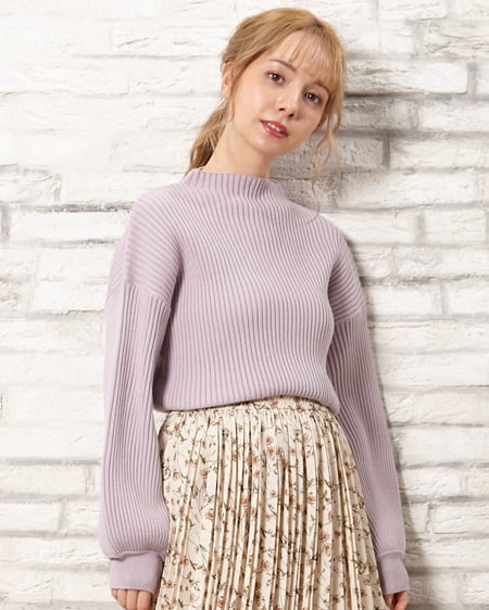 ボトルネックリブニット