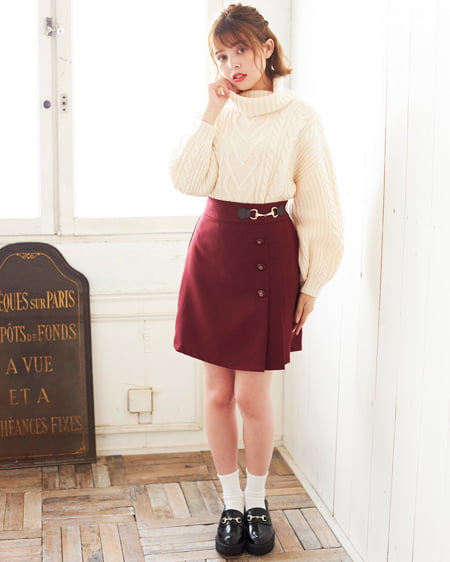 【INGNI STORE限定セット】ケーブルオフタートルニット＋プリーツ切替スカート／SET