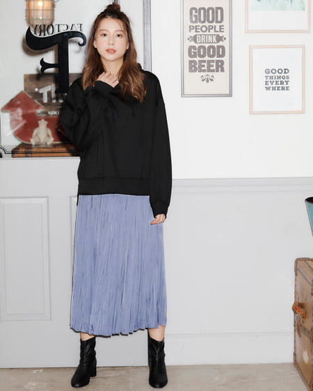 【INGNI STORE限定セット】スウェットパーカー＋サテンワッシャースカート／SET