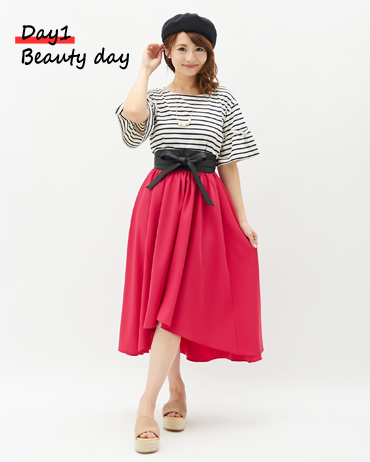 <font color="#fd3132">ギャザーフリルスリーブT×カラーイレヘムSK</font><br><br>ゴールデンウィークを可愛く楽しく過ごすために連休初日は美容Dayに。着心地抜群のゆるシルエットのTOPSにイレヘムスカートでラクチントレンドスタイルの完成です♪ビビッドなフクシャピンクも気分を上げてくれます。
