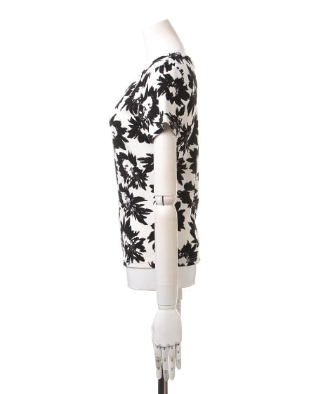 INGNI(イング) ハニカムモノトーン花柄/TOPS オフホワイト/クロ