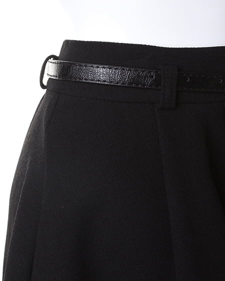 INGNI(イング) ベルト付タックペプラムキュロット/パンツ クロ