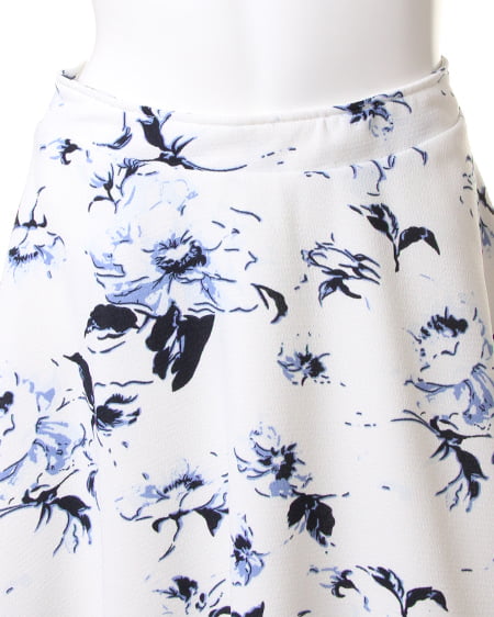 INGNI(イング) 花柄フレア/スカート オフホワイト