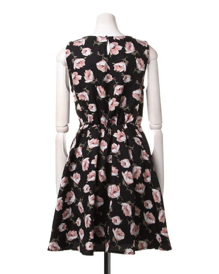 INGNI(イング) 花柄F&Fノースリ/ワンピース クロ