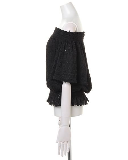 INGNI(イング) シャーリングジャガードオフショル/TOPS クロ