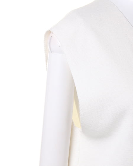 INGNI(イング) ミラノリブVネックニット アイボリー