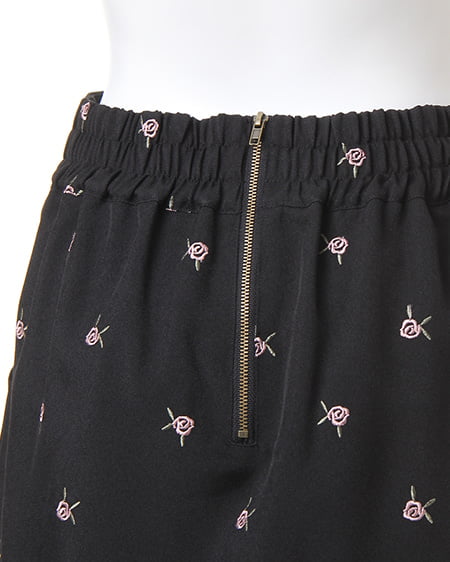 INGNI（イング） お花刺繍台形スカート ｸﾛ