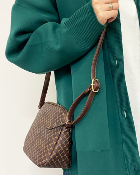 【WEB限定】ラウンドショルダーバッグ（ＯＵＴＬＥＴ）
