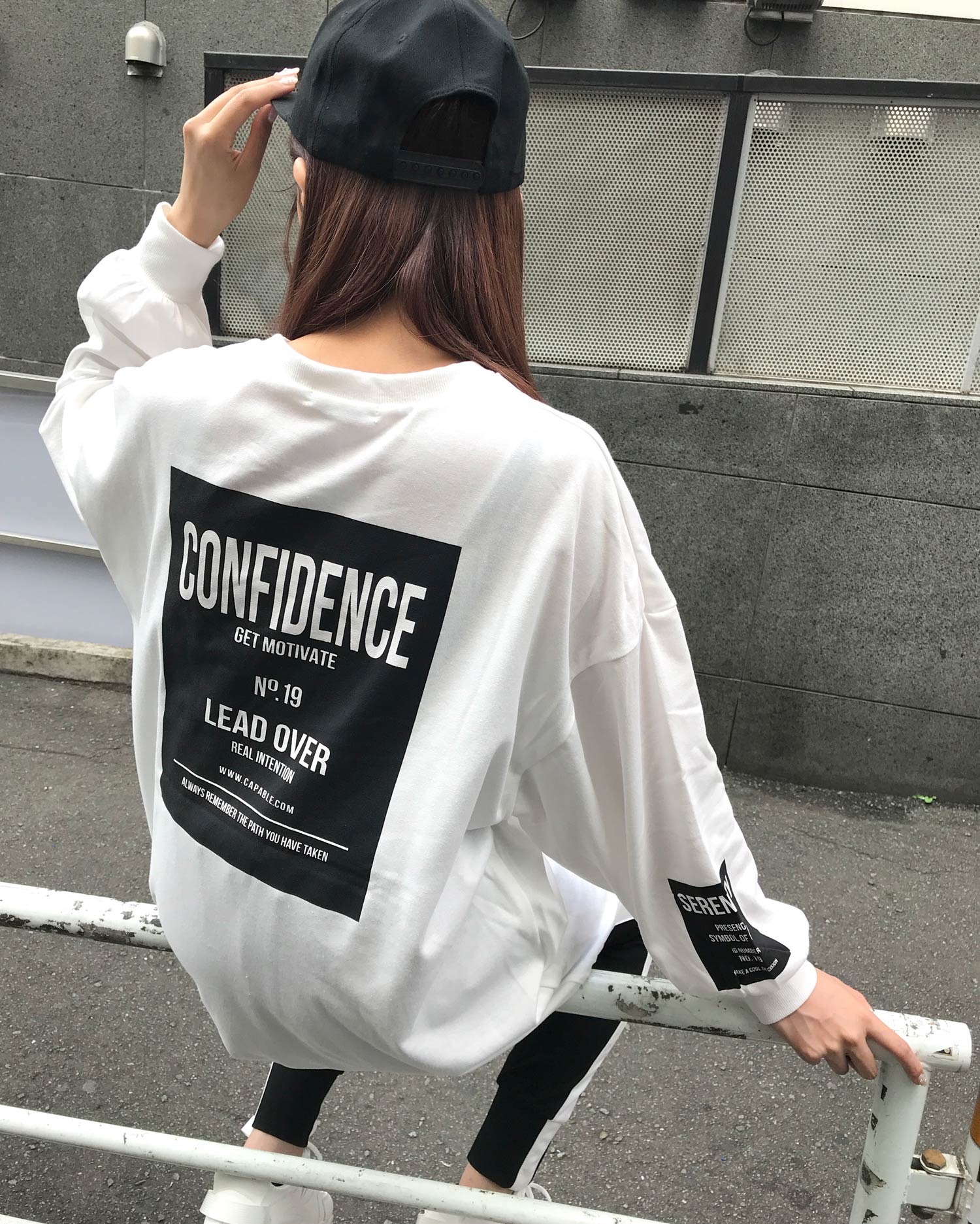 Back BoxロゴチュニックロングTシャツ｜INGNI(イング) 公式通販｜INGNI