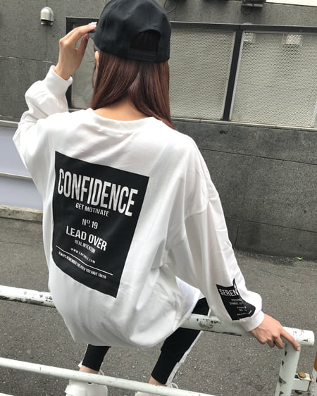 INGNI（イング） Back BoxロゴチュニックロングTシャツ ｵﾌﾎﾜｲﾄ