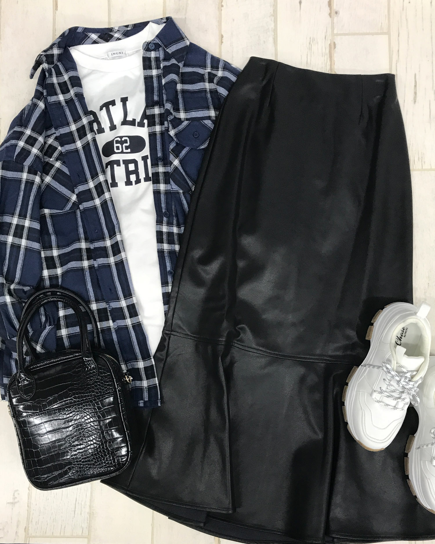 チェック柄シャツ＋ロゴスウェット＋スカート／3点SET｜INGNI