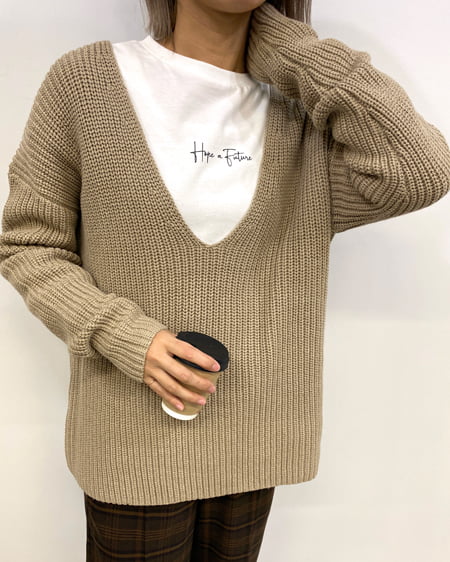 【WEB限定】深Vネックニット（ＯＵＴＬＥＴ）