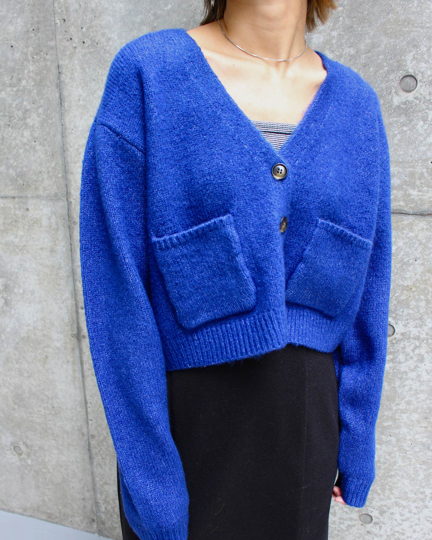 Web限定 ポケット付ショートvネックニットカーディガン ｏｕｔｌｅｔ Mlia エムリア 公式通販 Ingni Store