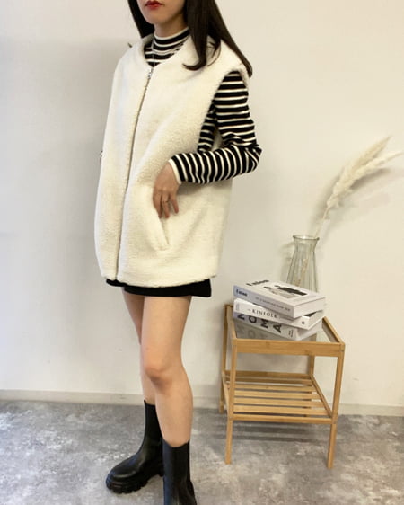 INGNI(イング) ハイネックパワショルリブニット アイボリー/クロ