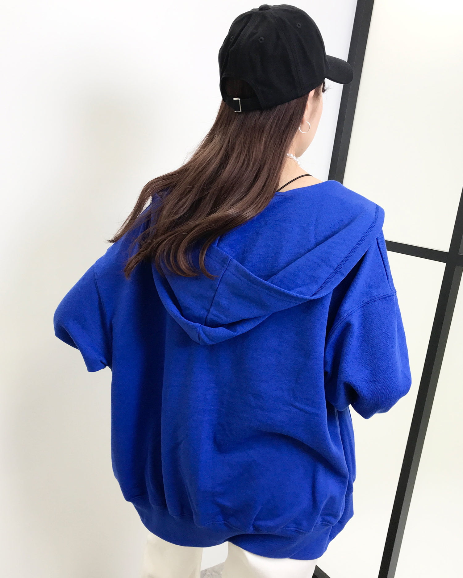胸刺繍ロゴスウェットZIPパーカー｜INGNI(イング) 公式通販