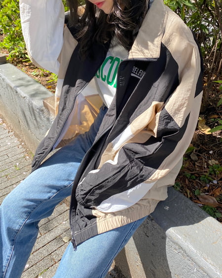 INGNI（イング） カラーロゴロングTシャツ ｵﾌﾎﾜｲﾄ/ｸﾞﾘｰﾝ