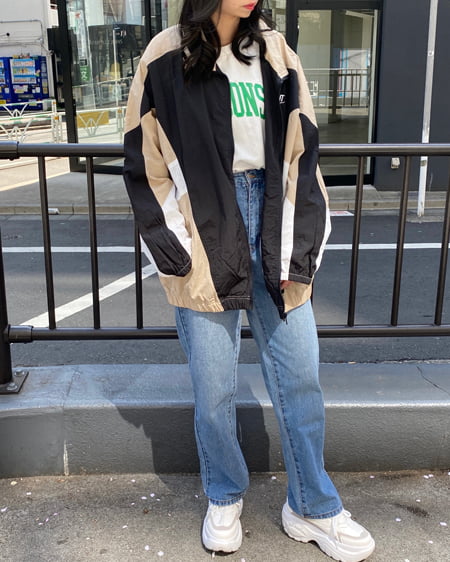 INGNI（イング） カラーロゴロングTシャツ ｵﾌﾎﾜｲﾄ/ｸﾞﾘｰﾝ