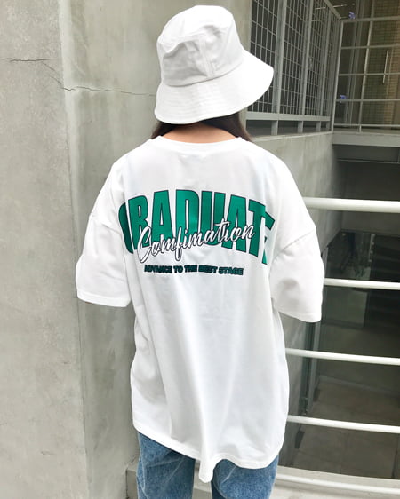 INGNI(イング) BACKロゴ／チュニックTシャツ ｵﾌﾎﾜｲﾄ/ｸﾞﾘｰﾝ