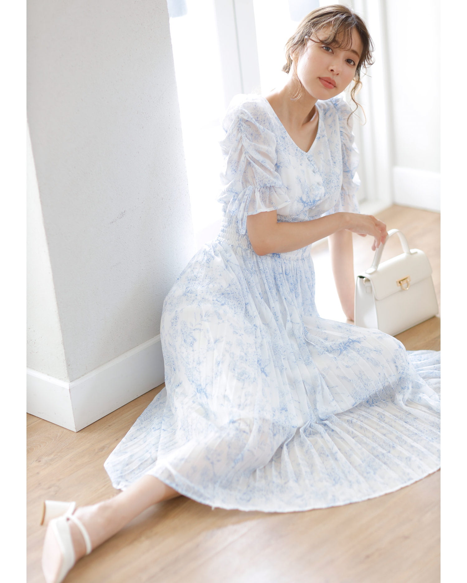 着用動画あり トワルドジュイvネックプリーツ ワンピース Ingni イング 公式通販 Ingni Store