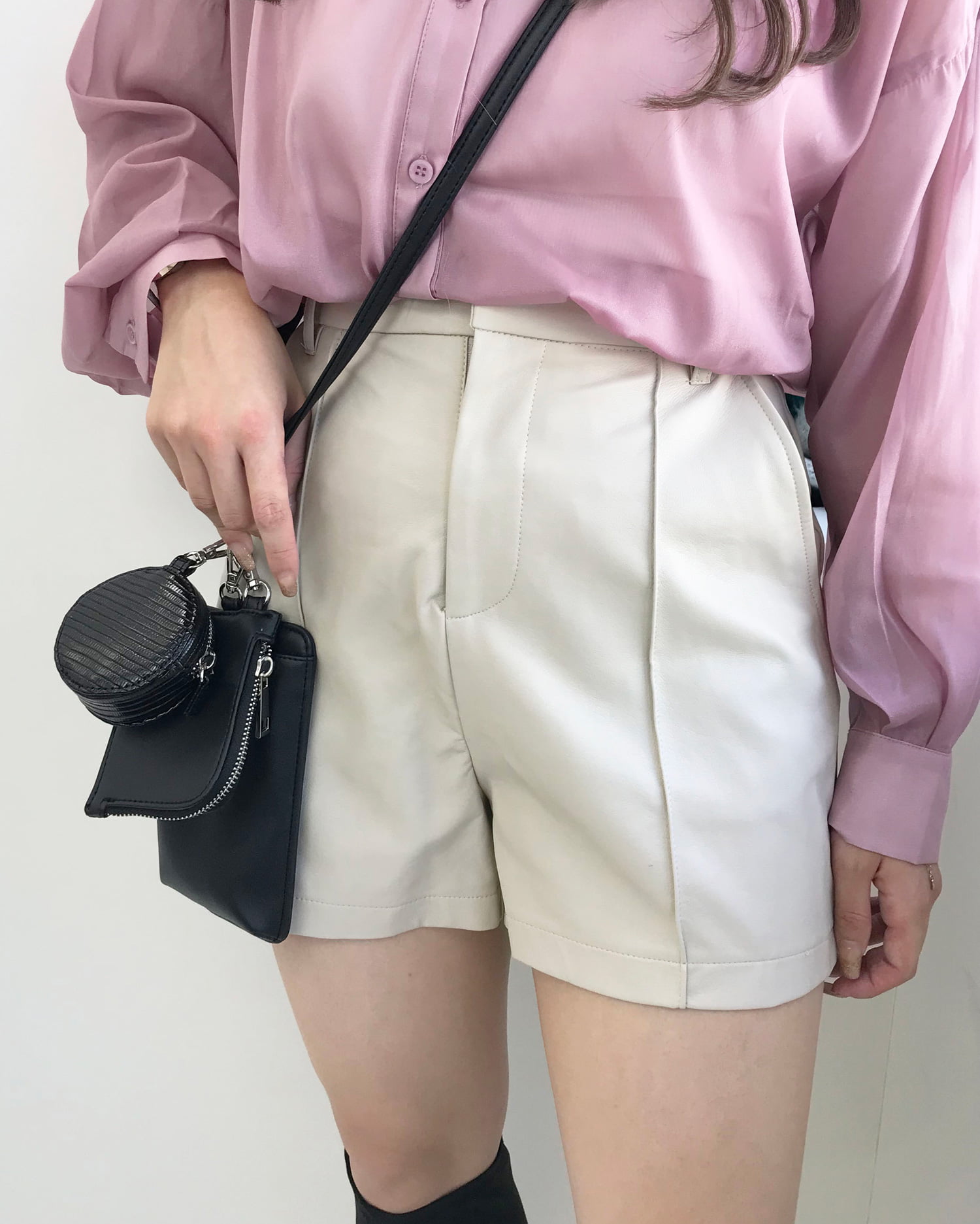 秋の新作 フェイクレザーショートパンツ Ingni イング 公式通販 Ingni Store