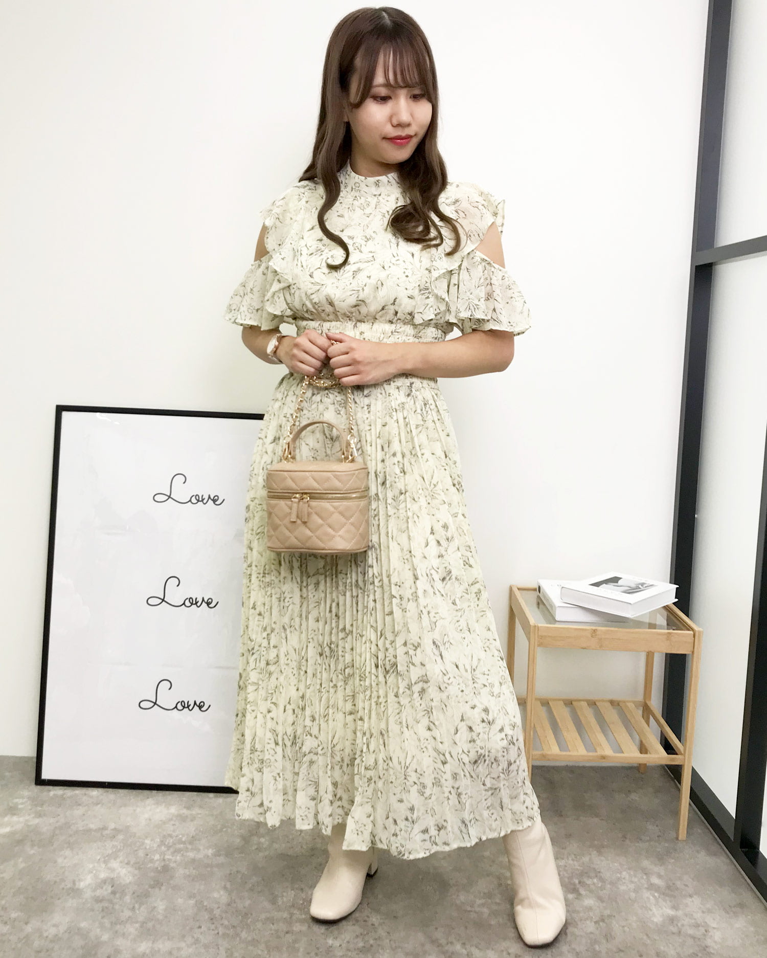 花柄肩あきフリルワンピース Ingni イング 公式通販 Ingni Store