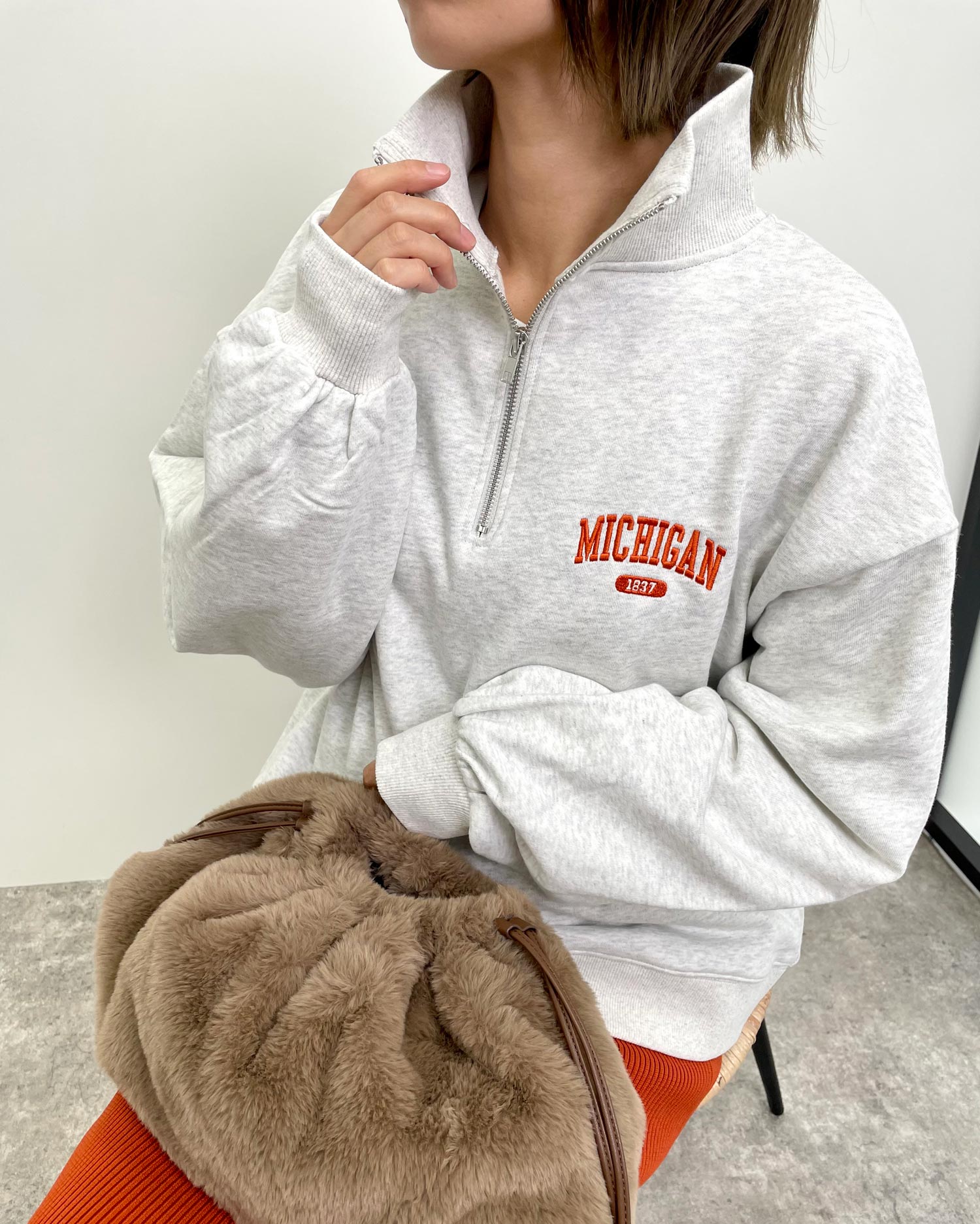 ハーフZIPロゴスウェット｜MLIA(エムリア) 公式通販｜INGNI STORE