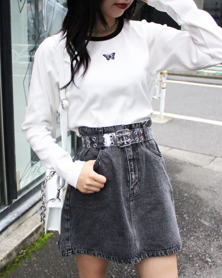 コーディネート フロントロゴリンガーリブロングTシャツ,台形スカート