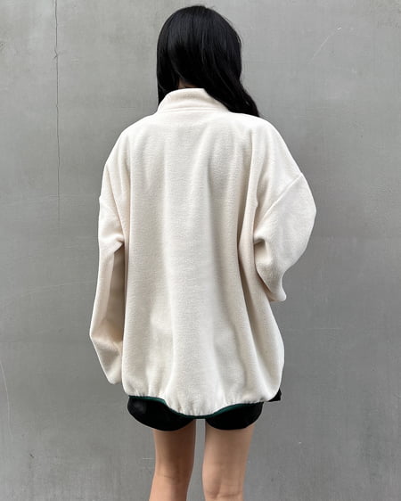 INGNI（イング） 配色パイピングハーフボタンカレッジロゴフリーストップス ｱｲﾎﾞﾘｰ/ｸﾞﾘｰﾝ