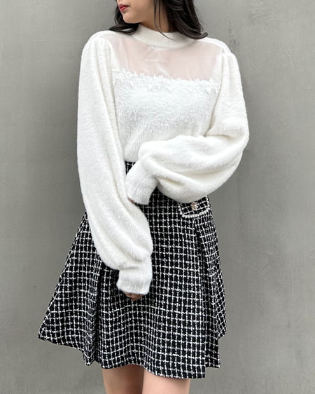 INGNI（イング） フェザーヤーンデコルテシアーニット ｵﾌﾎﾜｲﾄ