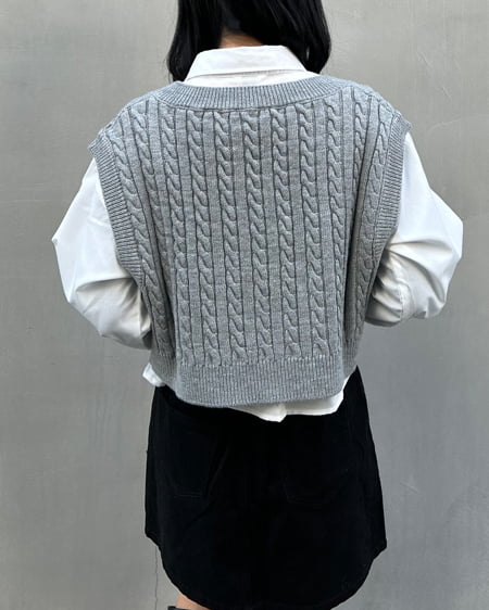 INGNI(イング) ショート丈ケーブルニットベスト+ショート丈シャツセット グレー