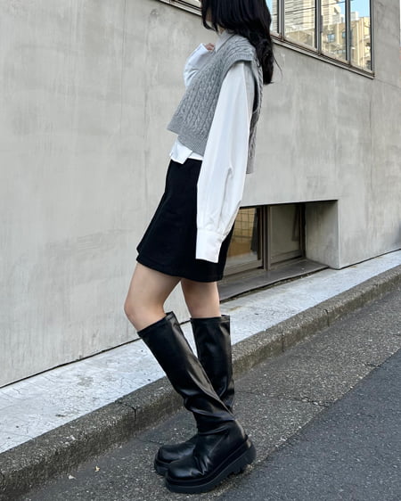 INGNI(イング) ショート丈ケーブルニットベスト+ショート丈シャツセット グレー