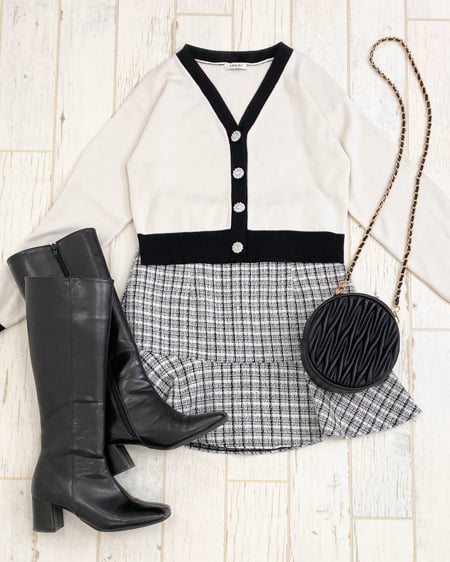 INGNI(イング) 配色装飾ボタンニットカーディガン アイボリー/クロ