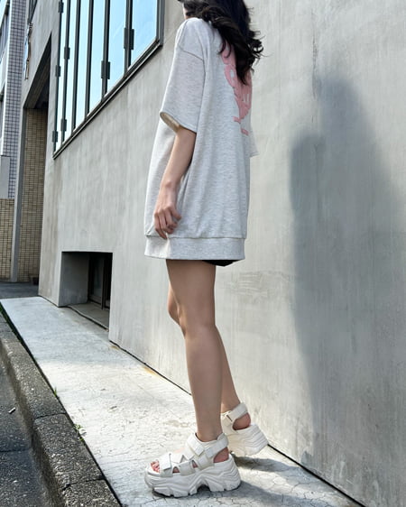 INGNI(イング) ハーフZIP BACKハートロゴミニスウェット半袖チュニック オートミール/ピンク