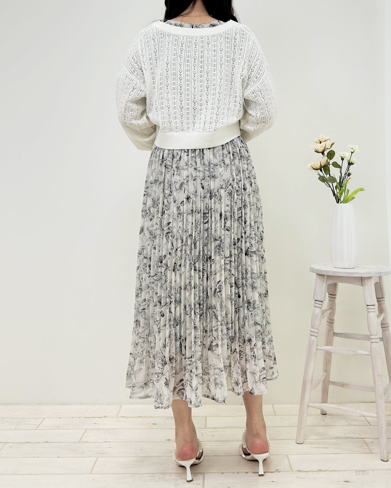 花柄シフォンVネックプリーツワンピース｜INGNI(イング) 公式