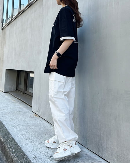 INGNI(イング) BACKバラプリントチュニックTシャツ クロ