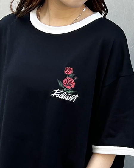 INGNI(イング) BACKバラプリントチュニックTシャツ クロ