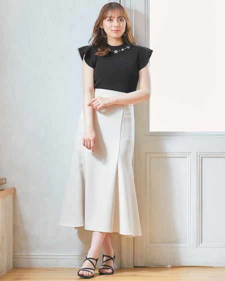 INGNI（イング） 装飾付フリルノースリニット ｸﾛ