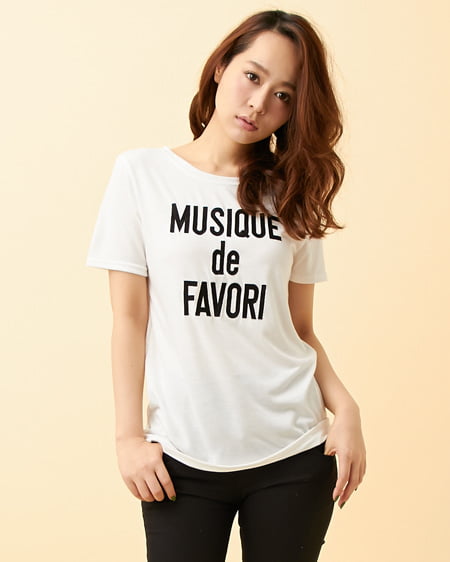 INGNI(イング) MUSIQUEロゴ／Tシャツ オフホワイト