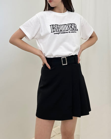 INGNI（イング） ふくれ刺しゅうロゴ／Tシャツ ｵﾌﾎﾜｲﾄ/ｸﾛ