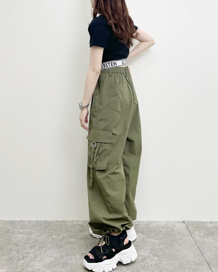 INGNI(イング) 裾ゴムロゴリブTシャツ クロ