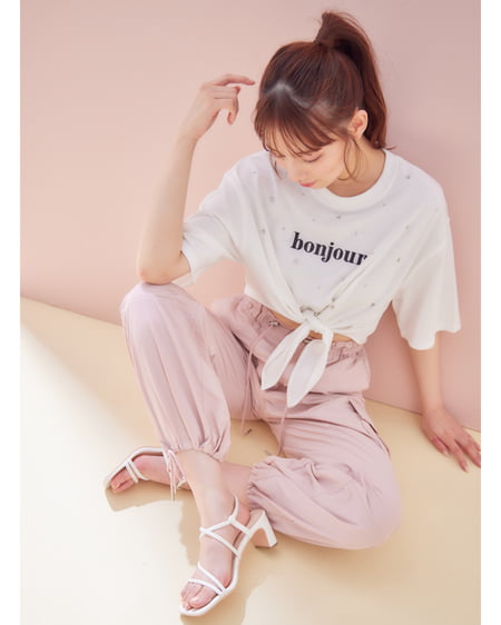 INGNI(イング) 裾結びラインストーン付ロゴTシャツ オフホワイト