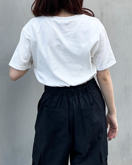 INGNI（イング） 裾ゴムカレッジロゴショート丈Tシャツ ｵﾌﾎﾜｲﾄ/ｺﾝ