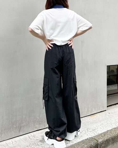 INGNI（イング） ハーフZIP襟配色胸ロゴショート丈Tシャツ ｵﾌﾎﾜｲﾄ