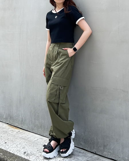 INGNI(イング) 胸刺しゅうロゴリンガーリブTシャツ クロ/オフホワイト