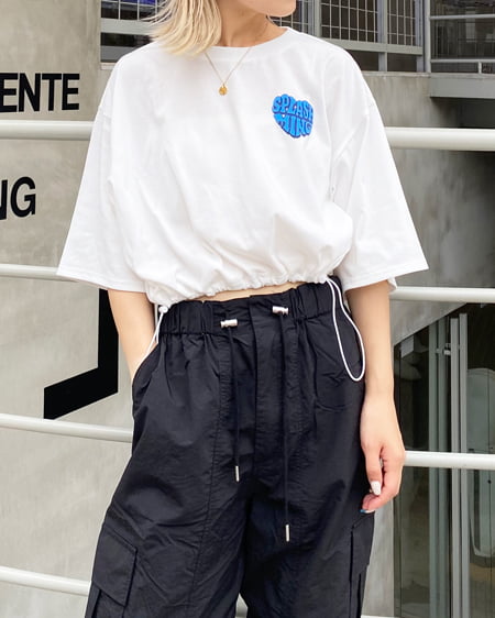 INGNI(イング) 裾ドロストBackハートロゴショート半袖Tシャツ オフホワイト/ブルー