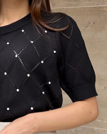INGNI(イング) ラインストーン半袖ニット クロ