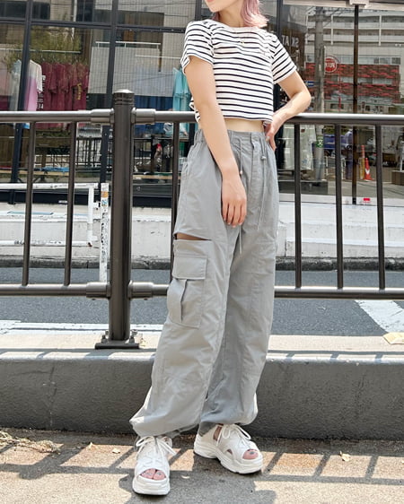 INGNI(イング) サイドスリットファスナー/ナイロンカーゴパンツ グレー